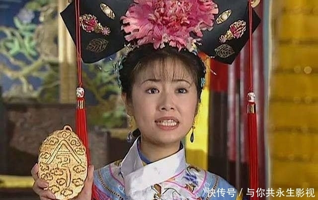 大笑|朱元璋下令斩了功臣,功臣掏出免死金牌,朱元璋大笑:你看看背面