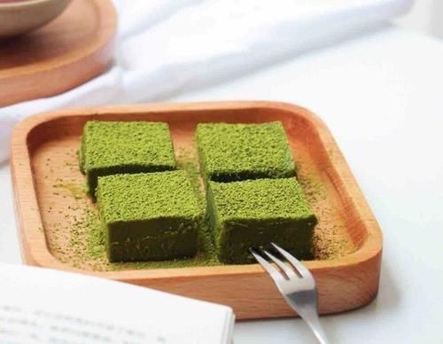 入口即化|让女生没“自制力”的一种零食,椰子冻不算啥,抹茶生巧吃过吗