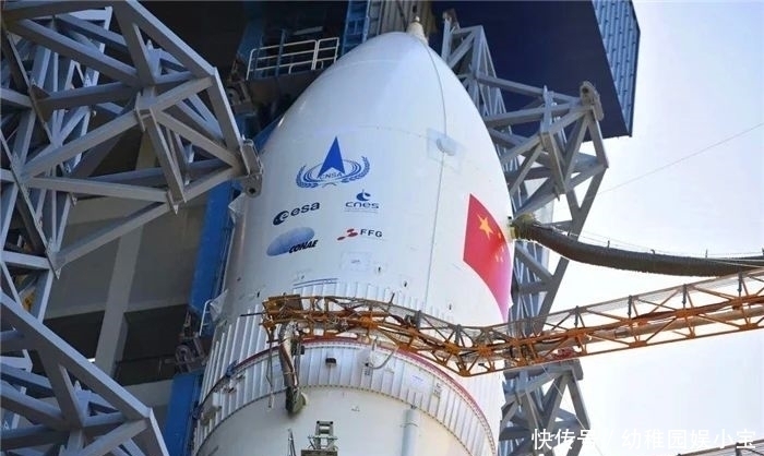 n中美探测器轮番抵达,NASA发推誓言:抢先登陆火星