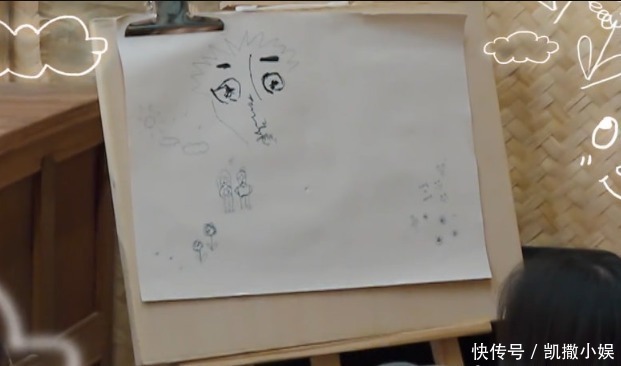 成品|张子枫画画被嘲小学生作品,看清地上5幅成品,美术生都惭愧不已