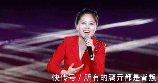 她為了紅上星光大道負(fù)債百萬，慘遭淘汰后，為還債四處走穴