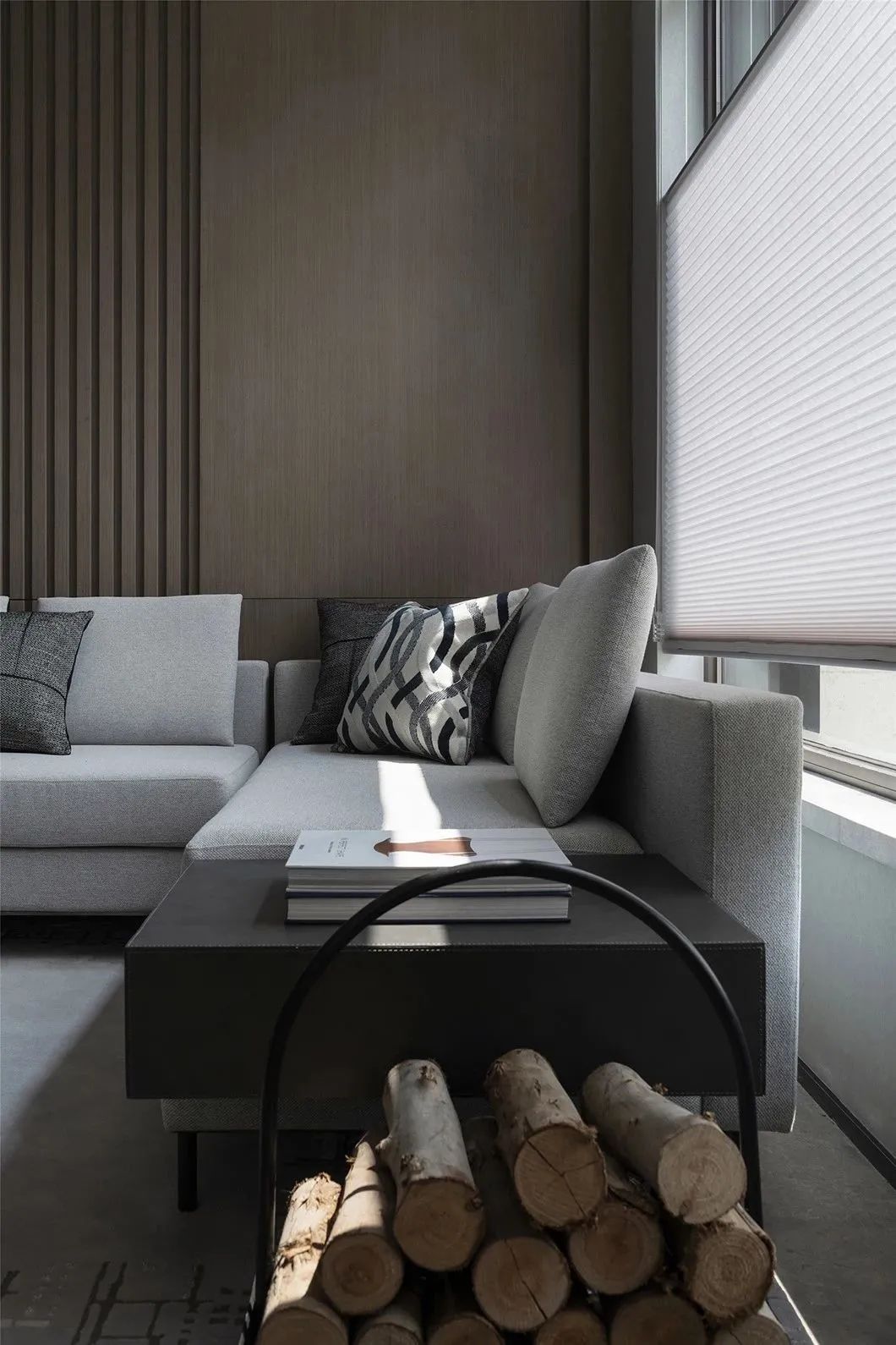 布置|360㎡现代高级灰，舒适优雅的别墅，生活令人羡慕