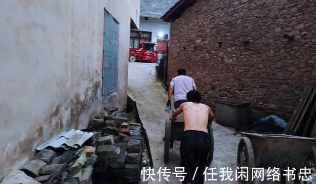 孩子|男孩发生意外失去半个脑壳,父亲自责,只想给孩子一个正常脑袋