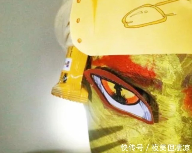 cospl泰国小哥再现史诗级COS,模仿鸣人只用叉子,网友影子是灵魂!