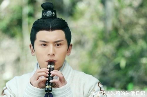 惧怕|皇帝召她侍寝,她因惧怕皇后不敢答应,最后扳倒皇后,自己当皇后