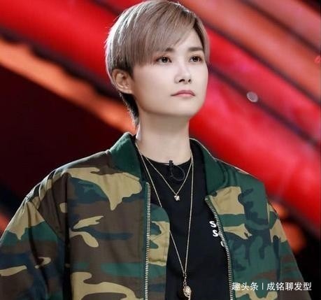脸型|如何判断自己是否适合剪短发三种方法一测就知道，赶紧试试吧