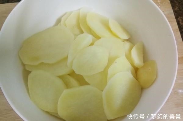 土豆|脂肪最怕这菜，吃一盘准时上厕所，刮油减脂，小肚子渐渐抹平了