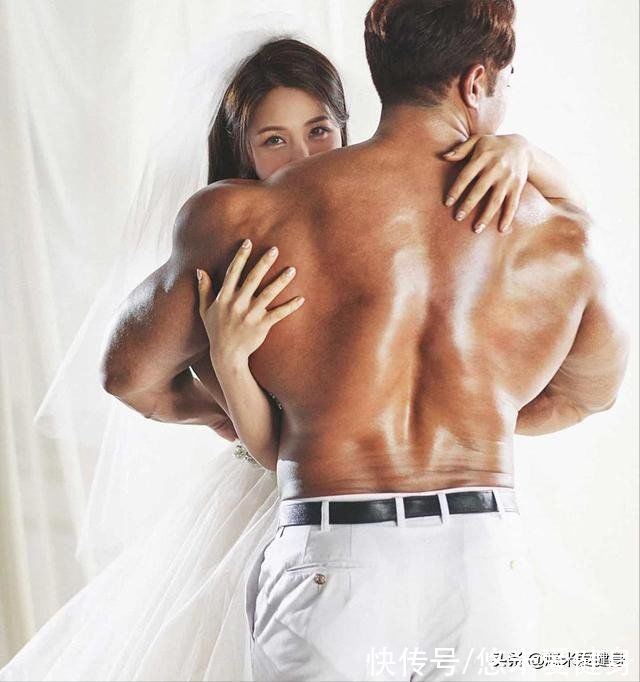 腱子肉|38岁“亚洲肌肉舞王”，一身腱子肉爱跳街舞，婚礼现场成焦点