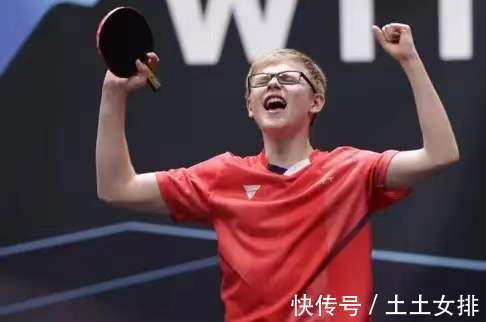 接发球|惊喜!15岁少年勇夺WTT冠军,许昕直板快攻在欧洲乒坛崛起