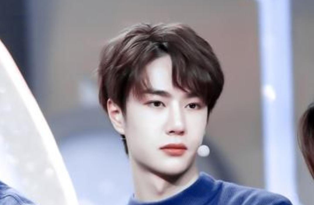 王一博|王一博平白背锅,韩国网友称其抄袭,直接把他骂上了韩国热搜