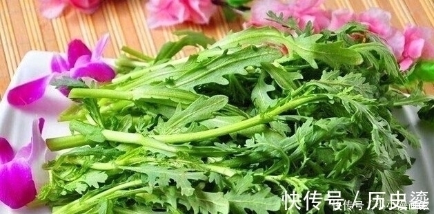 自由基|女性不想老太快,可多吃此菜,改善气色,淡化皱纹,更显年轻