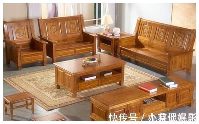 内行人|沙发怎么选?实木、布艺好难选,内行人都建议买它,可别买错