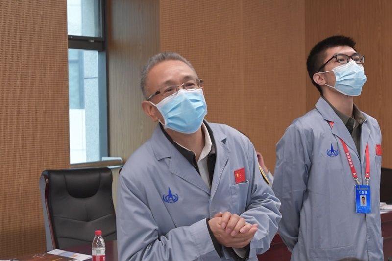 国家航天局 成功后最美的拥抱！“天问一号”着陆火星任务现场花絮