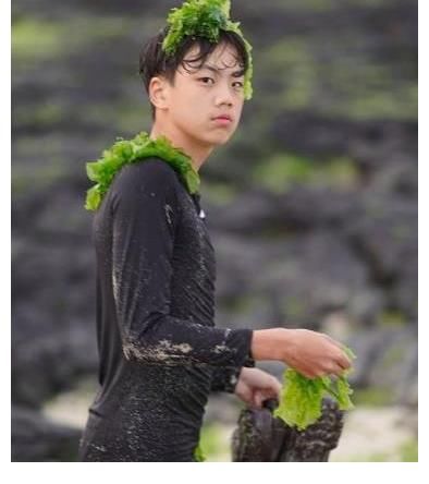 燦亨|《爸爸去哪兒》韓星國二兒抽高186cm！近況曝光「修長細腿」驚呆網