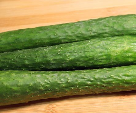 腌黄瓜最忌用盐杀水，教你一招，比凉拌入味好吃，吃爽了