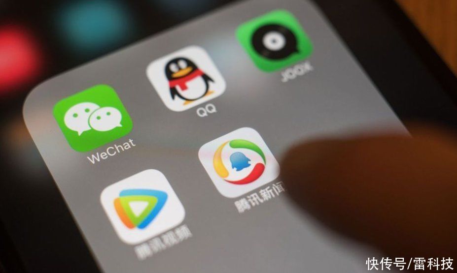 非好友|我们不再刷QQ空间，只是因为广告太多么？