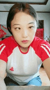 |搞笑GIF： 这样的新娘要不得 客人刚新娘就原形毕露了