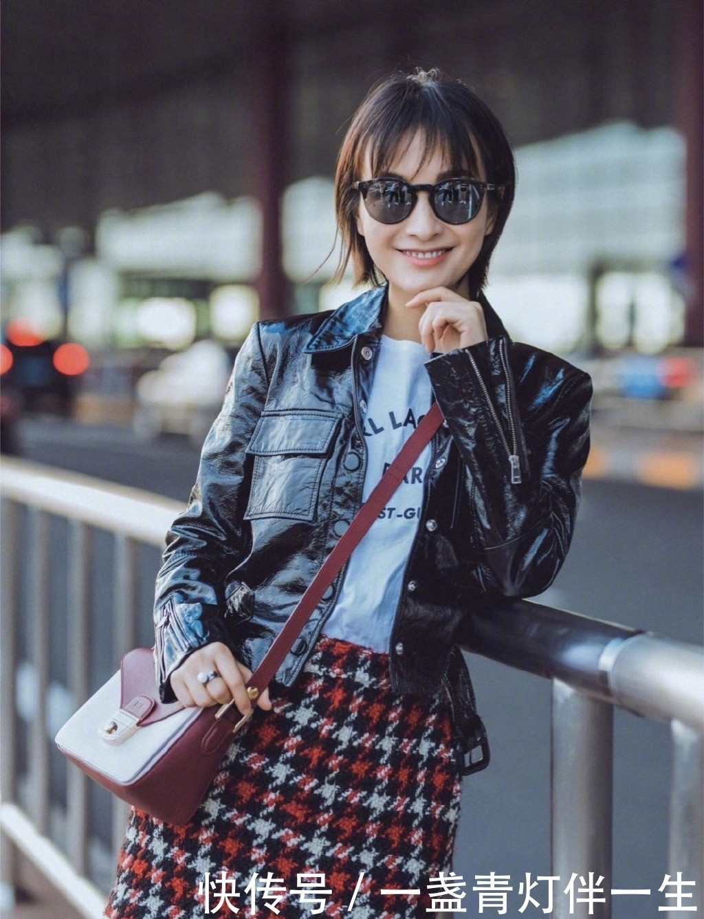 37岁吴昕成“开衫达人”，用8套开衫穿搭，让你上班约会不愁穿