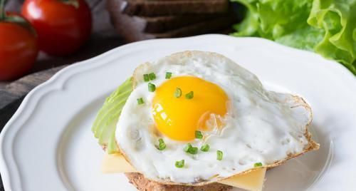 下锅|煎荷包蛋,不要直接下锅,教你一招,荷包蛋又圆又嫩还不粘锅
