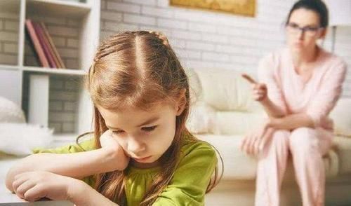 画笔|孩子的画笔下，若是出现这三种画，父母需警惕孩子或已受伤害