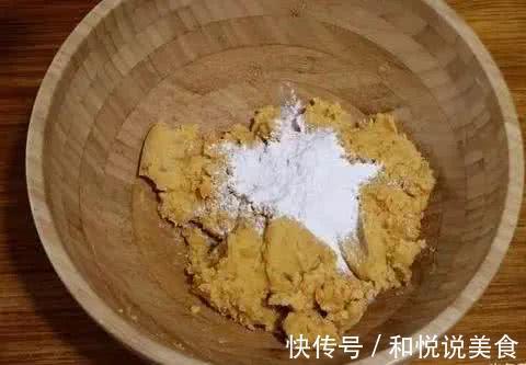 红薯饼好吃有诀窍,这样做不发面,咬一口外酥里嫩,老少皆宜!