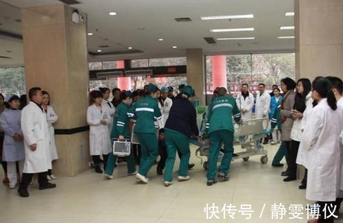 宝妈|生完孩子,产妇突然要“上厕所”,医生脸色剧变,连忙展开抢救