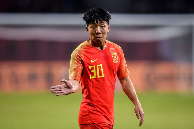 首发|国足对阵沙特首发预测:李铁或主打532阵型,艾克森阿兰二选一