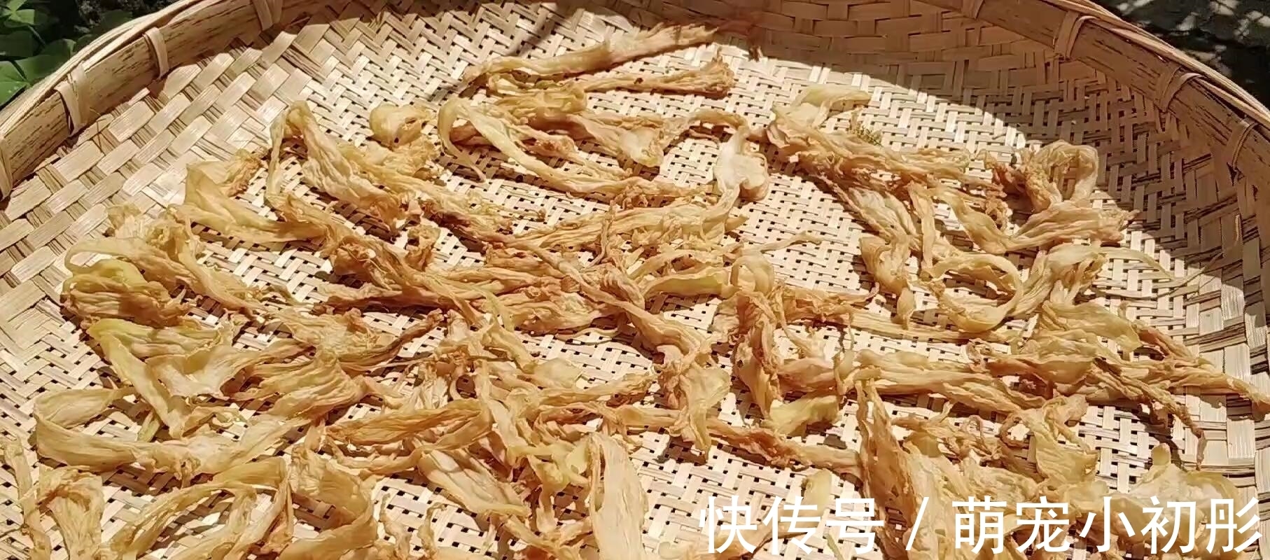 回锅肉特巴适|这食材市场上最便宜,8毛钱一斤,晒干后加这料, 炒回锅肉特巴适