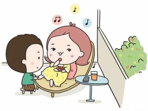 胎儿|羊水质量好的孕妈，通常有这样表现，如果你也有，胎儿会发育很好