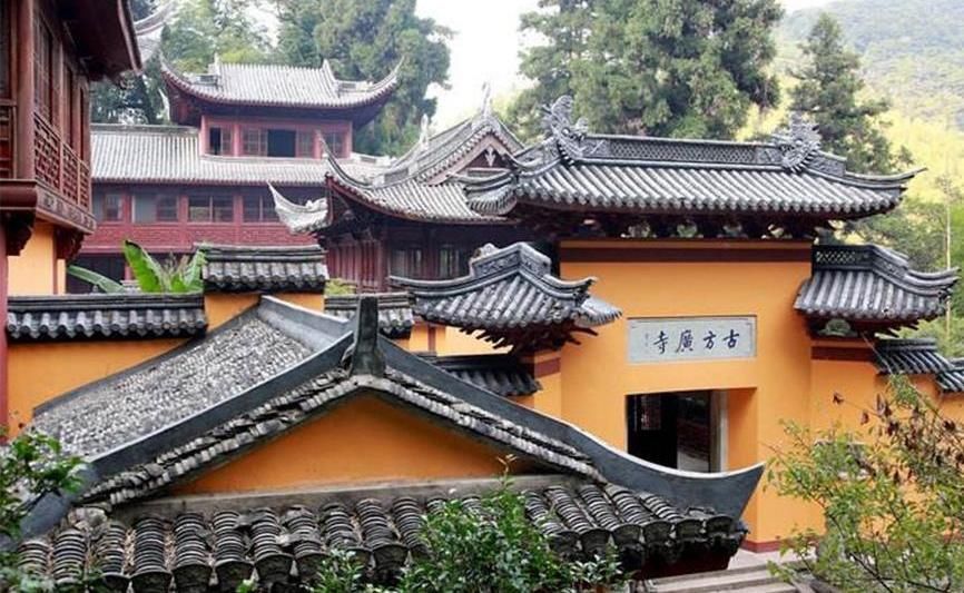 国清寺|我国超良心的寺院，2元钱即可吃到饱，住宿一晚也仅需25元！