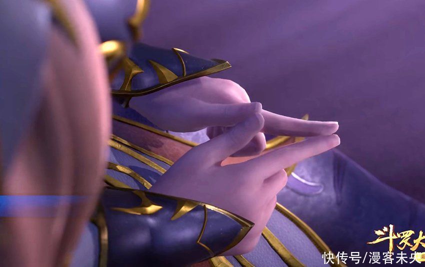 唐三|斗罗大陆：焱送给胡列娜的糕点，被她拿去给了唐三，把他给气炸了
