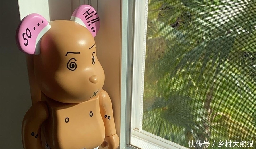 发售|冠希一周三次晒「同款纹身」积木熊!难道是要发售的节奏?