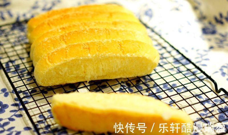 厨师机|松软拉丝的三奶排包（椰浆鲜牛奶酸奶老面包）