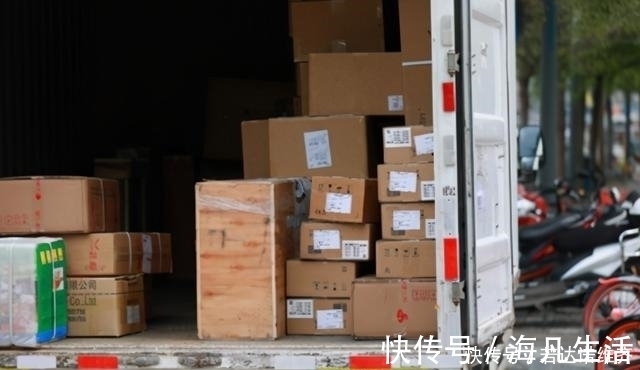龙邦快递|“极兔”狂奔，背后与拼多多有着何种关系？
