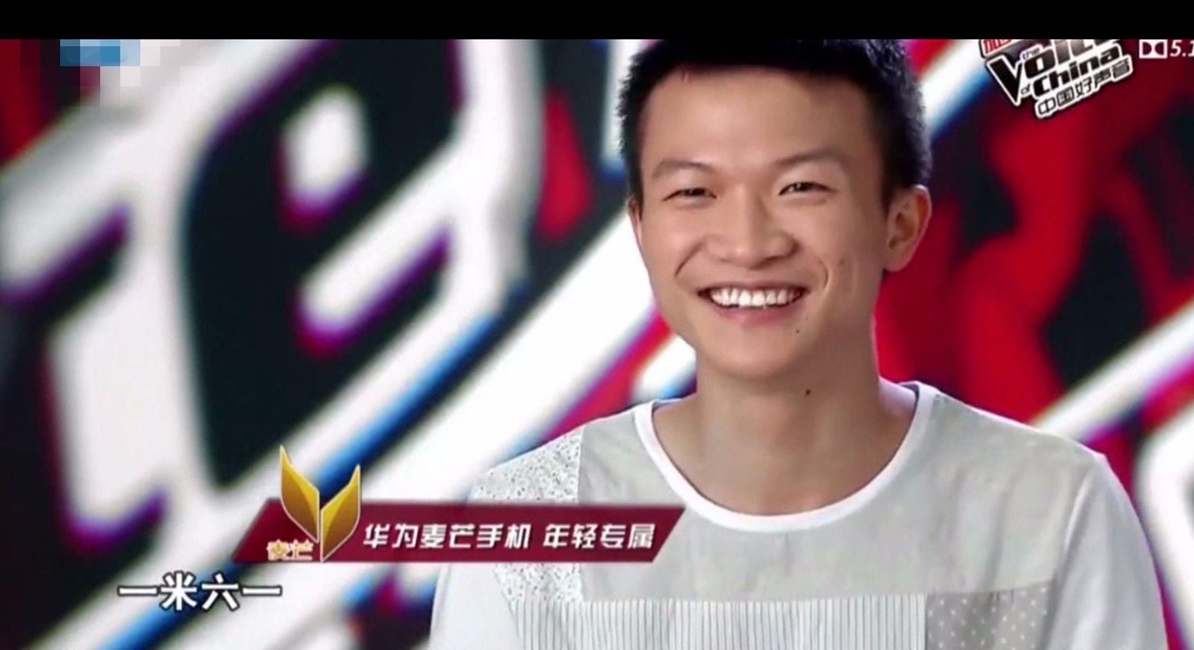 好声音|好声音节目组请他三次才同意参加，却早早被那英淘汰，今红到发紫