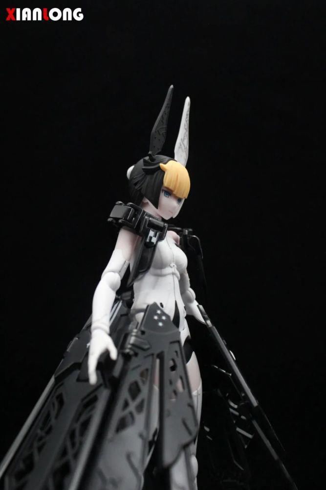 水口|之前好像有人发私信想要看机娘来着,这不就来了嘛