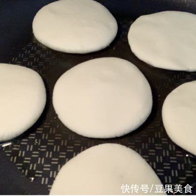 糯米粉|红糖糍粑！有锅就能做