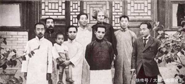 晚年|周作人:活了83岁,晚年靠臭豆腐和玉米糊艰难度日