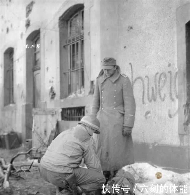 镜头|二战老照片镜头前投降的德军士兵,失去了昔日不可一世的疯狂