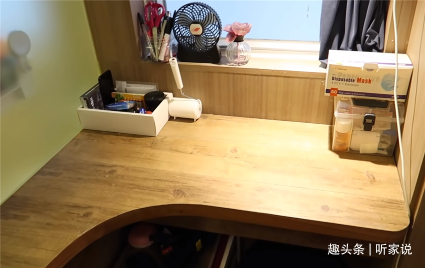 小房子|日本姑娘住进香港10㎡劏房,狭小的家,被这位90后整理得井井有条