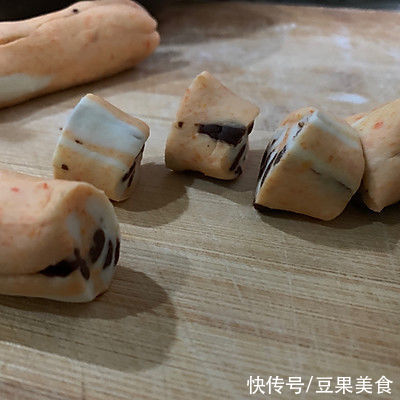 深色|两块钱搞定一道家常美食虎皮饺