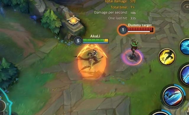 LOL|LOL手游：玩起来很爽的英雄 第一个连招欺负人很简单