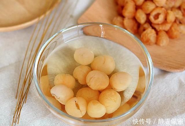 降糖|白开水配它是糖尿病的救星,每天喝上2口,降糖效果堪比胰岛素