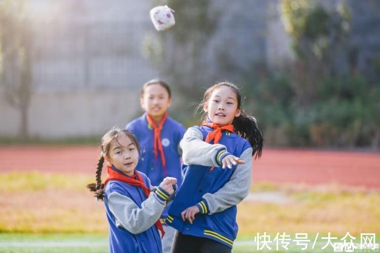 济南|在“减法”中做优“加法”济南市中区原山小学让传统游戏回归童年