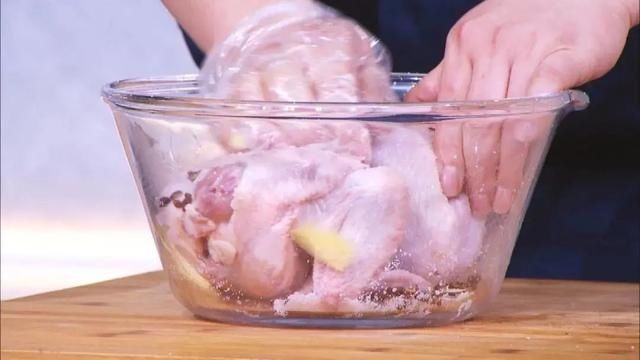 防未病|三伏养阳正当时！鸡肉配上它们一起用，养阳健脾、冬病夏治~