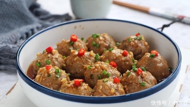 莲藕|每年中秋必做的一道菜,蒸一蒸颜值高上档次,上桌汤汁都不剩!香