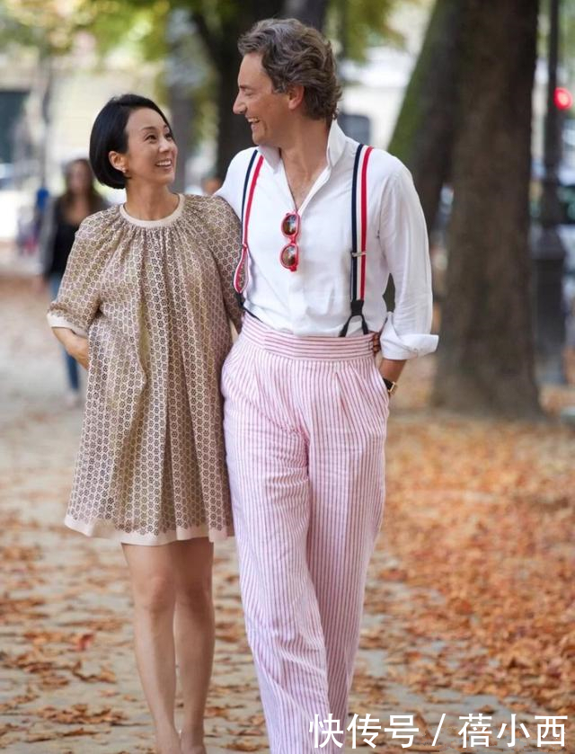 高跟鞋|女人到了50岁更要打扮,不会穿搭的看过来,学日本阿姨优雅的示范