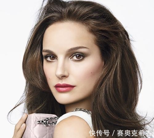 顶级蓝血奢侈品最爱美人颜PK战,你更Pink哪种颜?