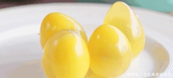 想吃皮蛋自己在家做,无任何添加,3天就能吃,做一次够吃一个月