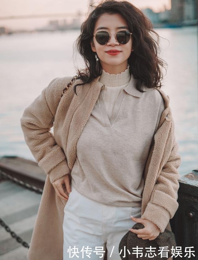 三木太会穿了!把烂大街的“驼色大衣”穿得气质高级,满满大牌范